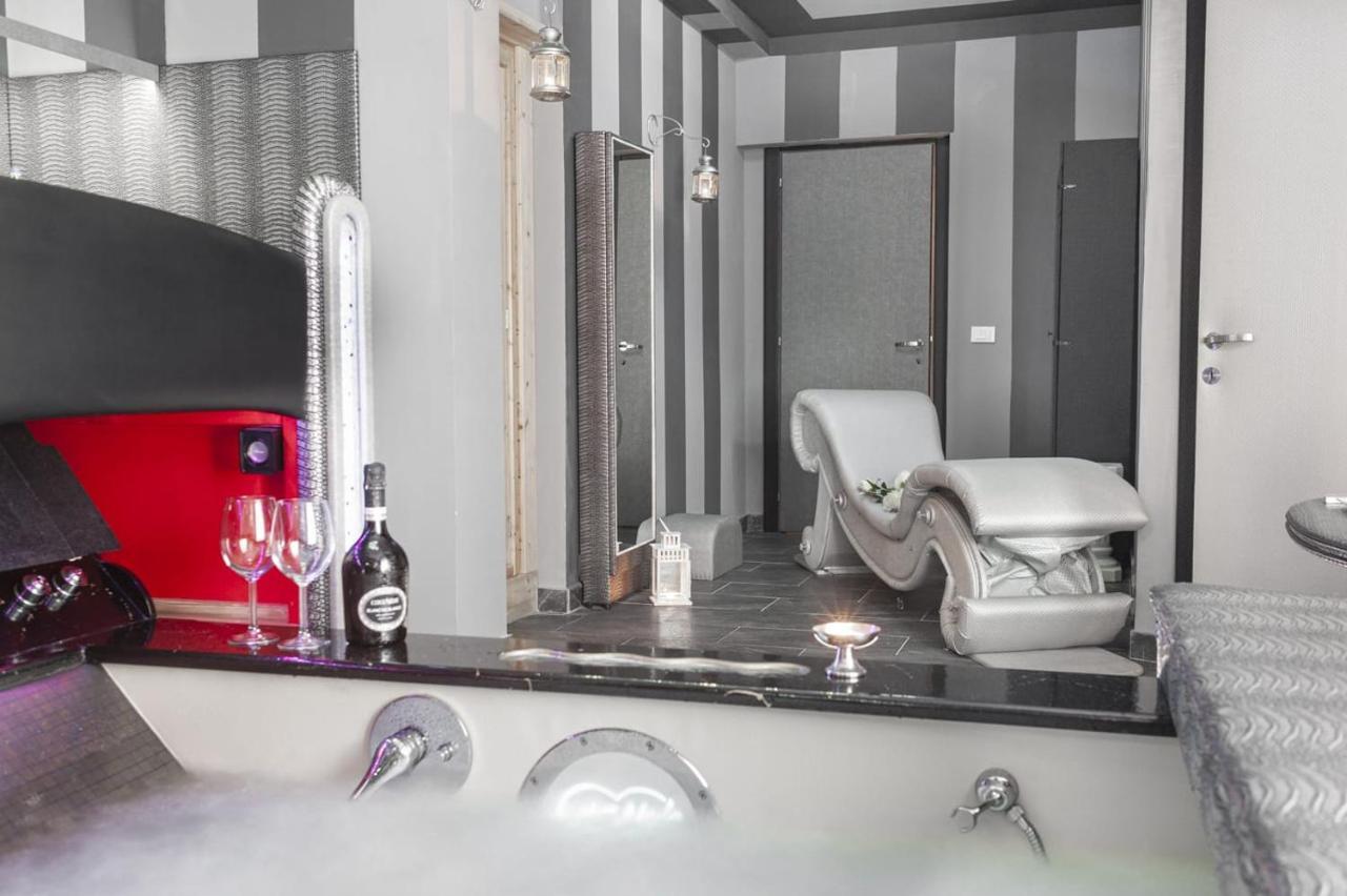Spa B&B Roma D'Autore Il Nido D'Amore Bagian luar foto