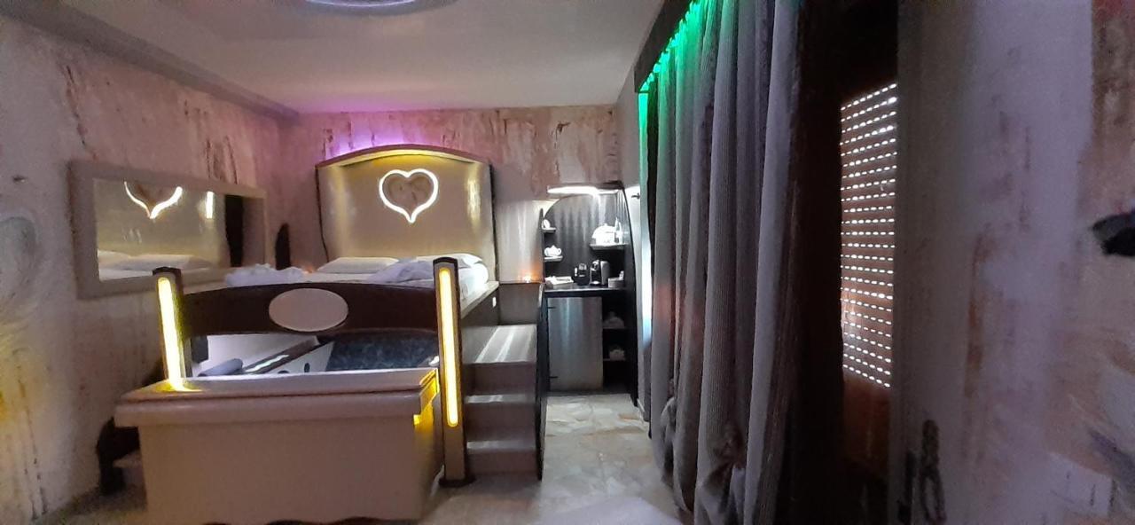 Spa B&B Roma D'Autore Il Nido D'Amore Ruang foto