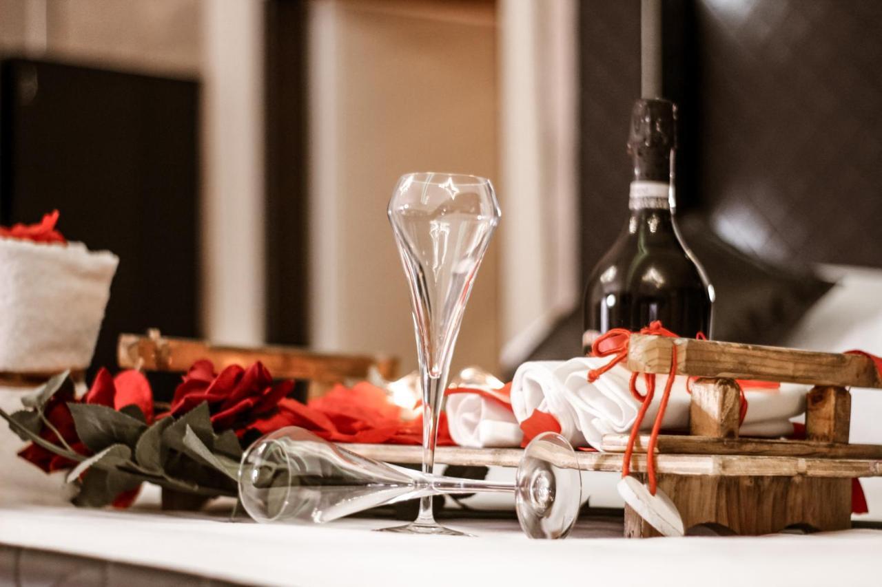 Spa B&B Roma D'Autore Il Nido D'Amore Bagian luar foto