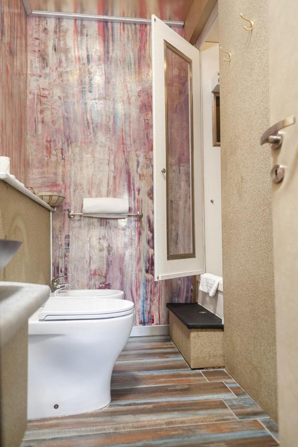 Spa B&B Roma D'Autore Il Nido D'Amore Bagian luar foto